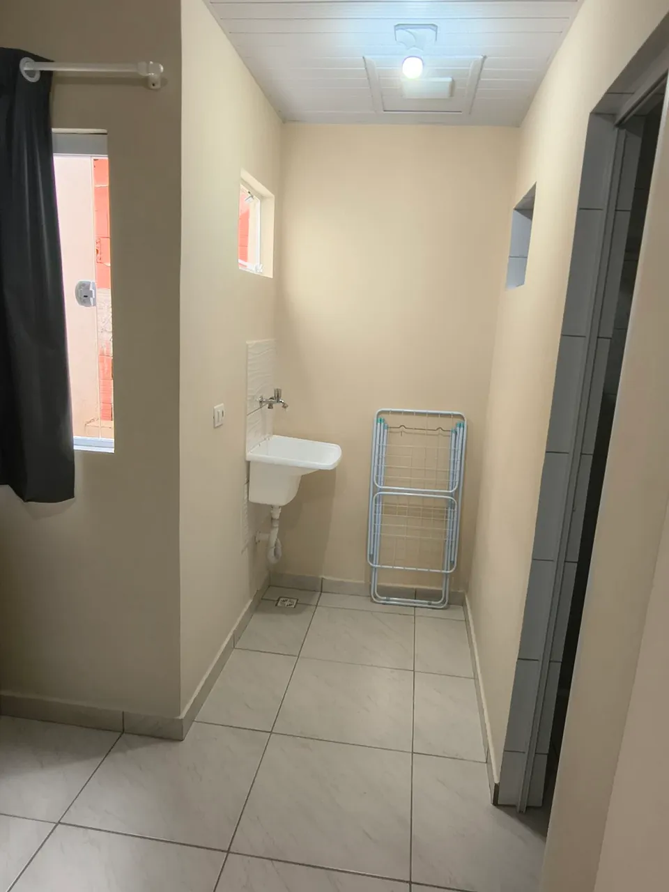 Студія 22 м² з робочим місцем та пральною машиною — photo 6