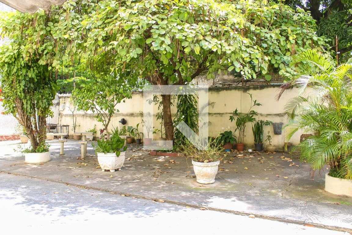 Unfurnished apartment with 2 bedrooms and 2 bathrooms — photo 36