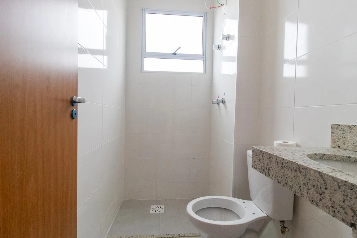 2-bedroom apartment in a building with a gym — photo 23