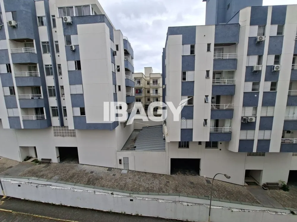 Квартира з кондиціонером: 3 спальні й 2 ванні — photo 23