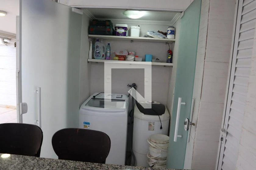 3-bedroom apartment with balcony and 172 m² — photo 16