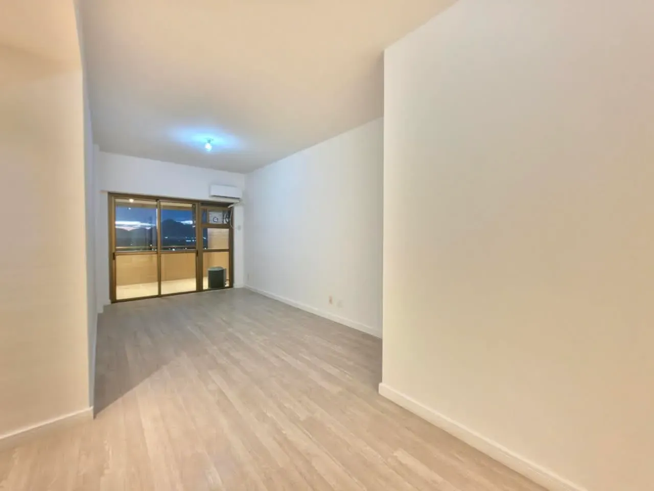 3-bedroom apartment in a building with a sauna — photo 9