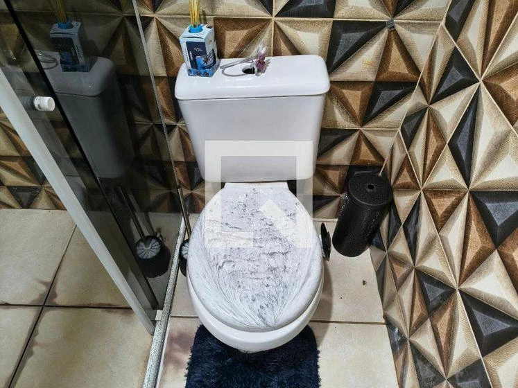 Apartamento de 50 m² com máquina de lavar e banheira — photo 16