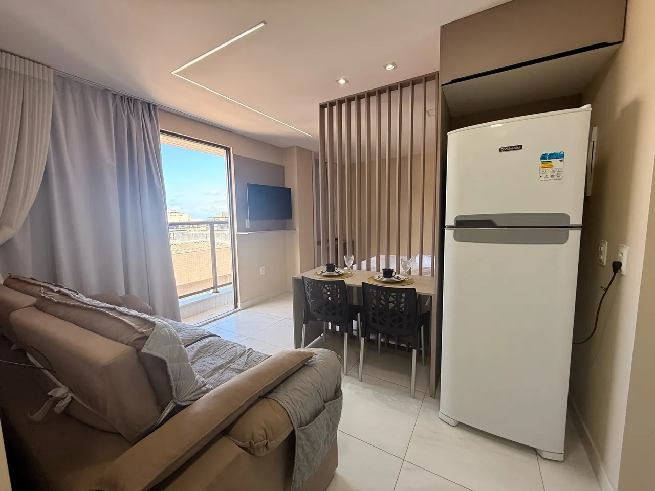Furnished studio in a building with a pool
