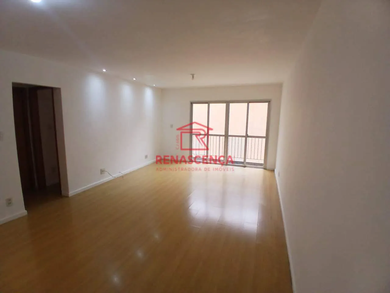 Unfurnished apartment with 2 bedrooms and a balcony