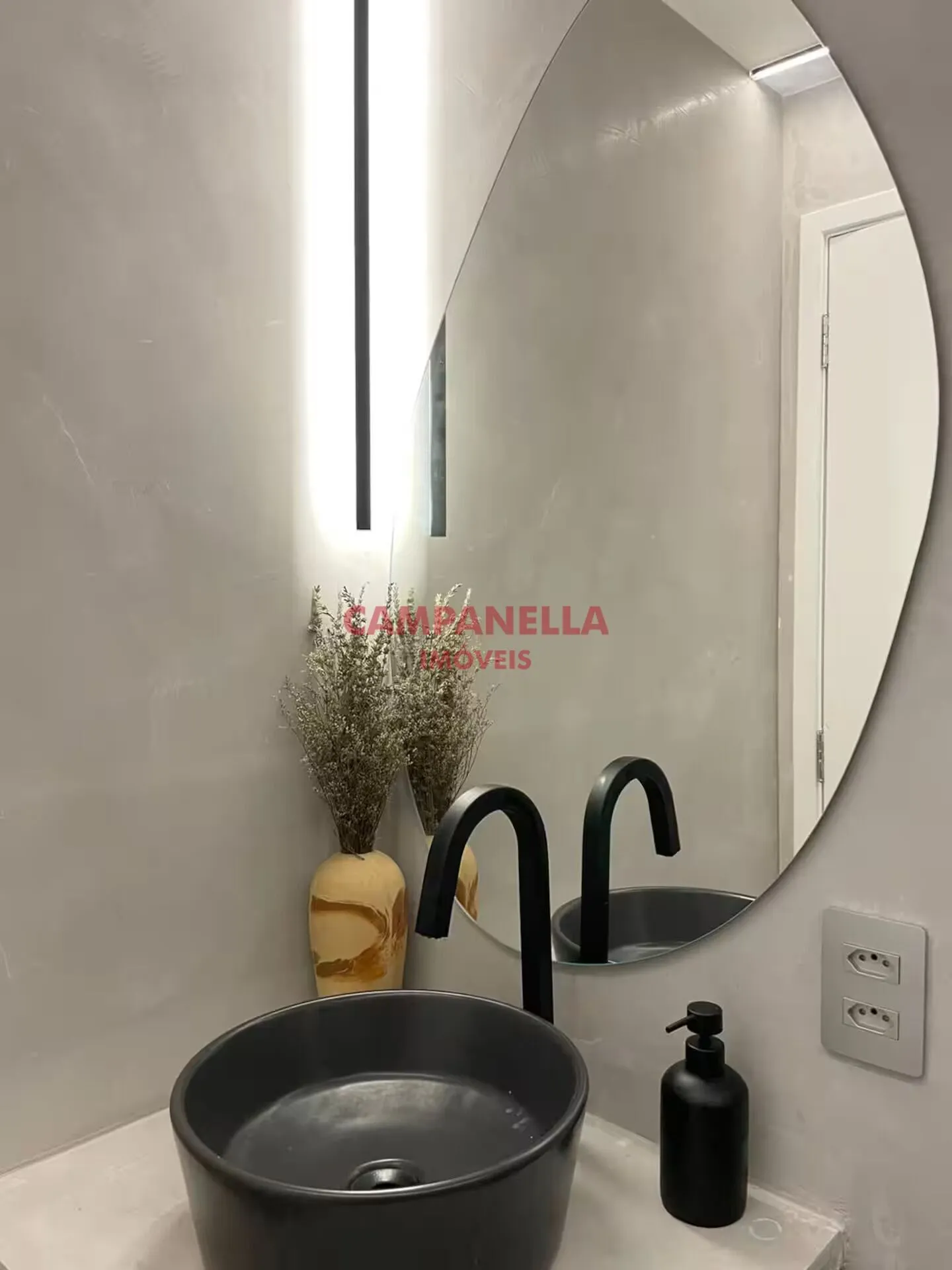 Furnished apartment with 3 bedrooms and open kitchen — photo 15