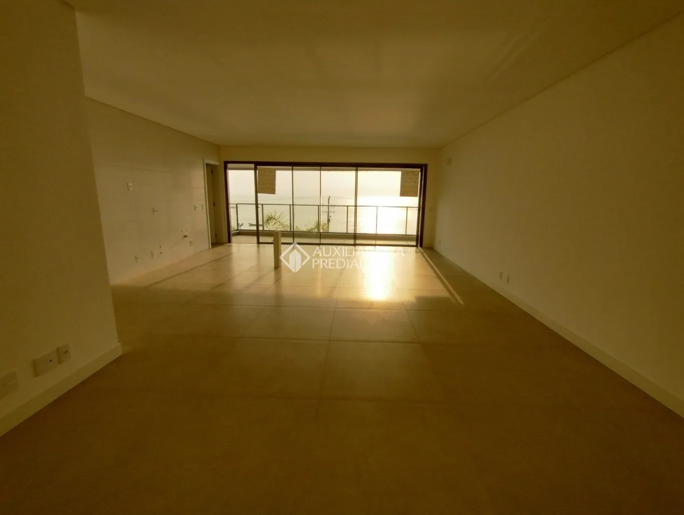 Apartamento de 3 suítes com 304 m² e 3 vagas — photo 7