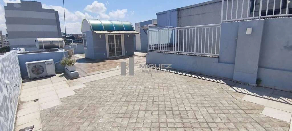 Furnished 321 m² apartment with 4 bedrooms and 2 parking — photo 17