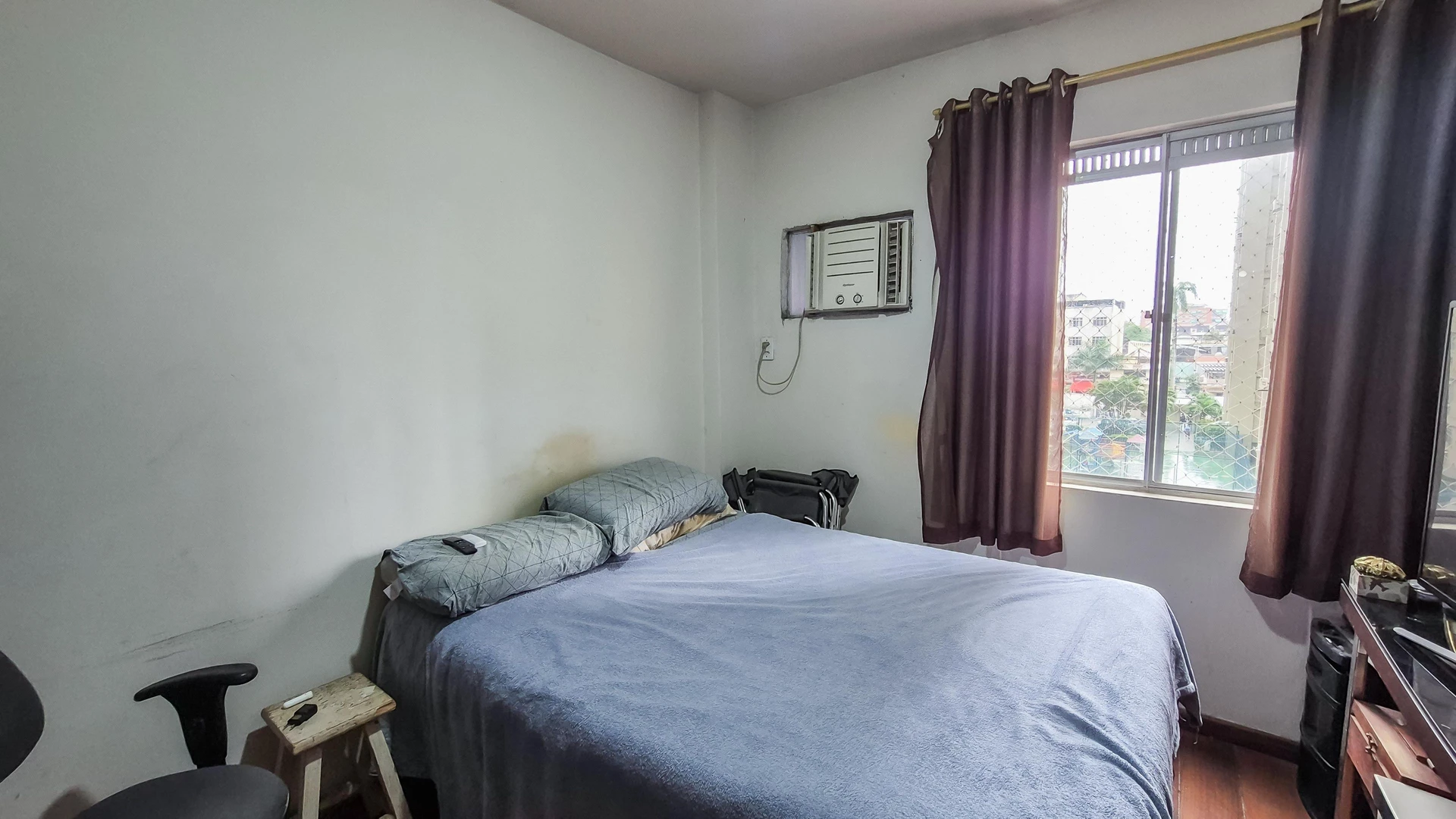 One-bedroom apartment with a washing machine — photo 3