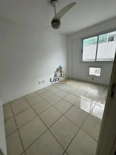 3-bedroom apartment in a building with a gym — photo 18