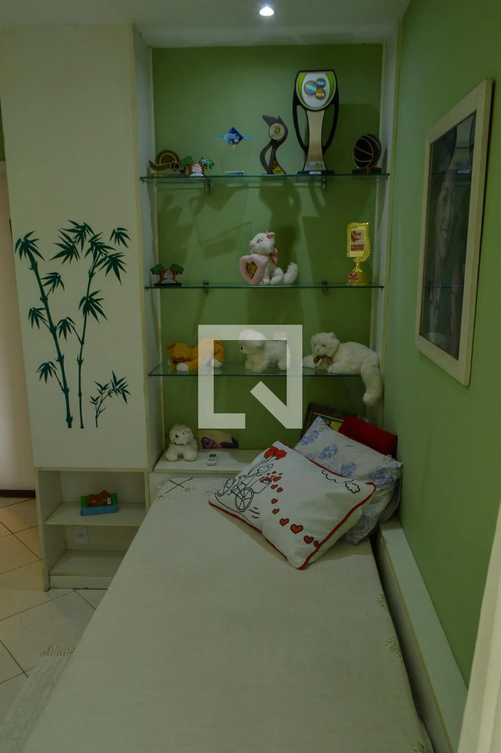 Furnished 2-bedroom apartment with an en-suite — photo 7