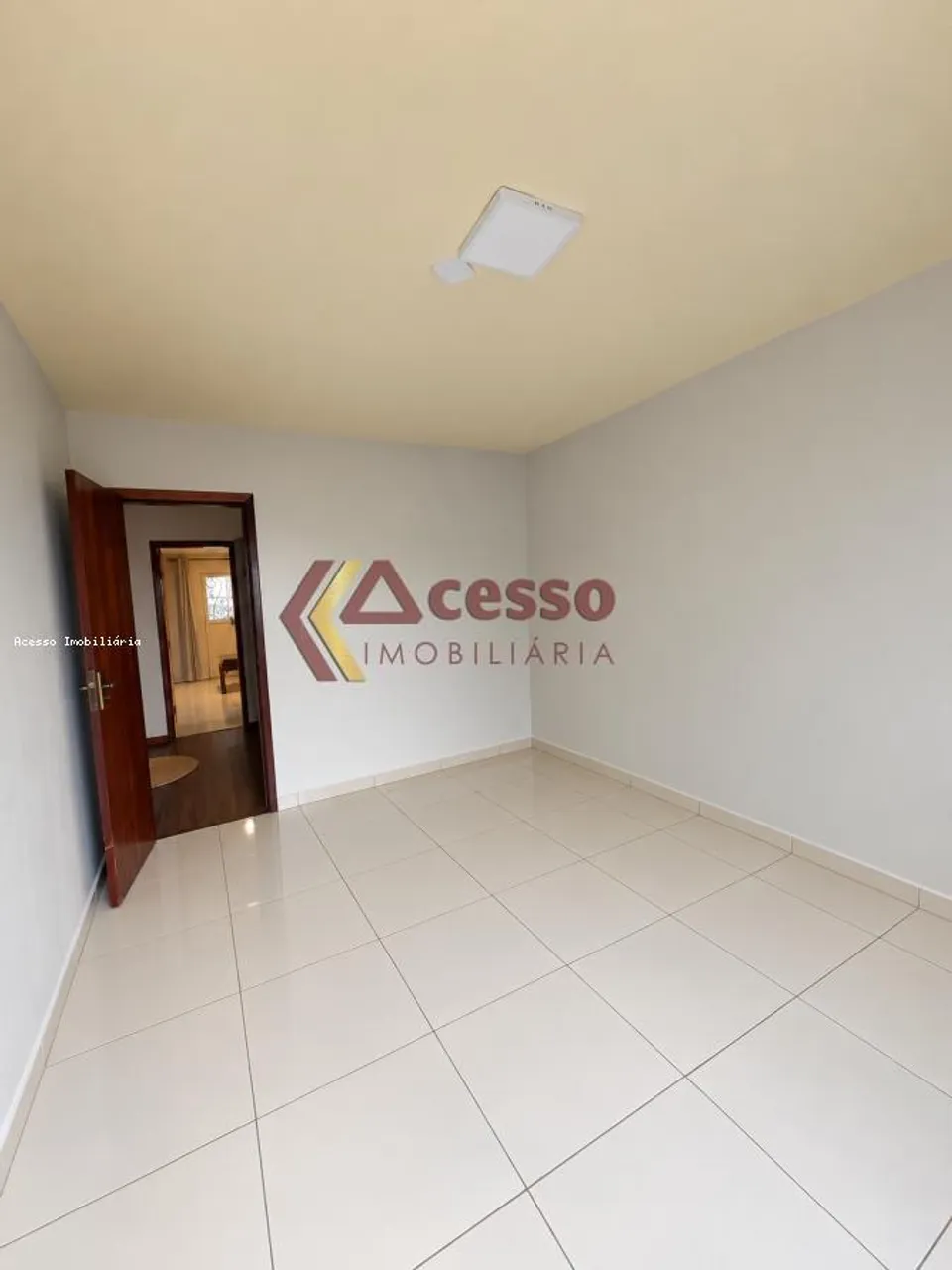 Casa de 300 m² e 2 quartos, Vila Valqueire — photo 10