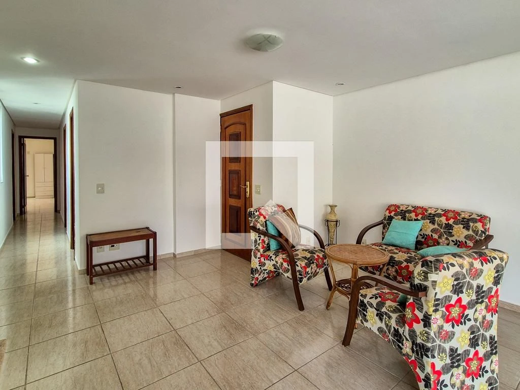 Furnished apartment with 3 en-suite bedrooms and 3 baths — photo 22