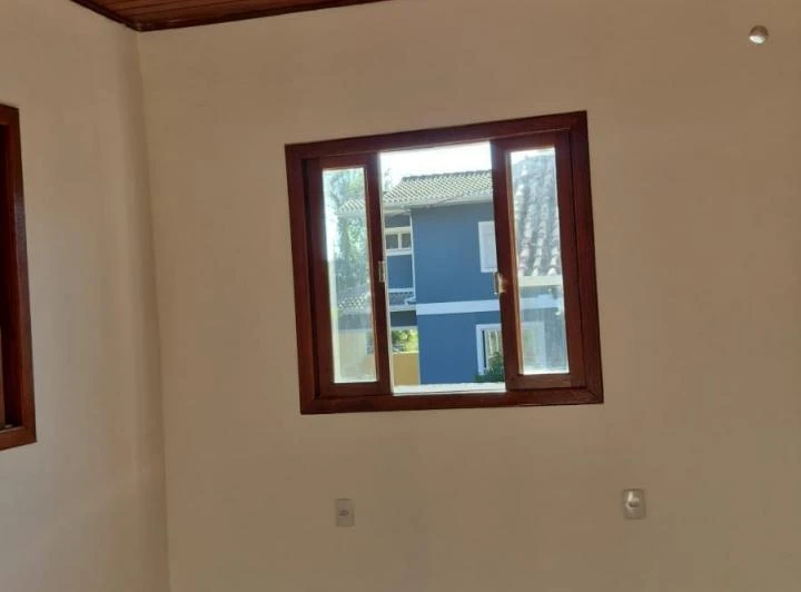 House with 3 bedrooms and an en-suite — photo 7