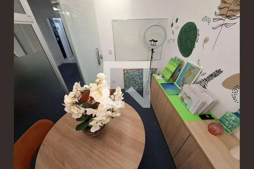 Квартира 120 м² з 2 спальнями та компактною кухнею — photo 27