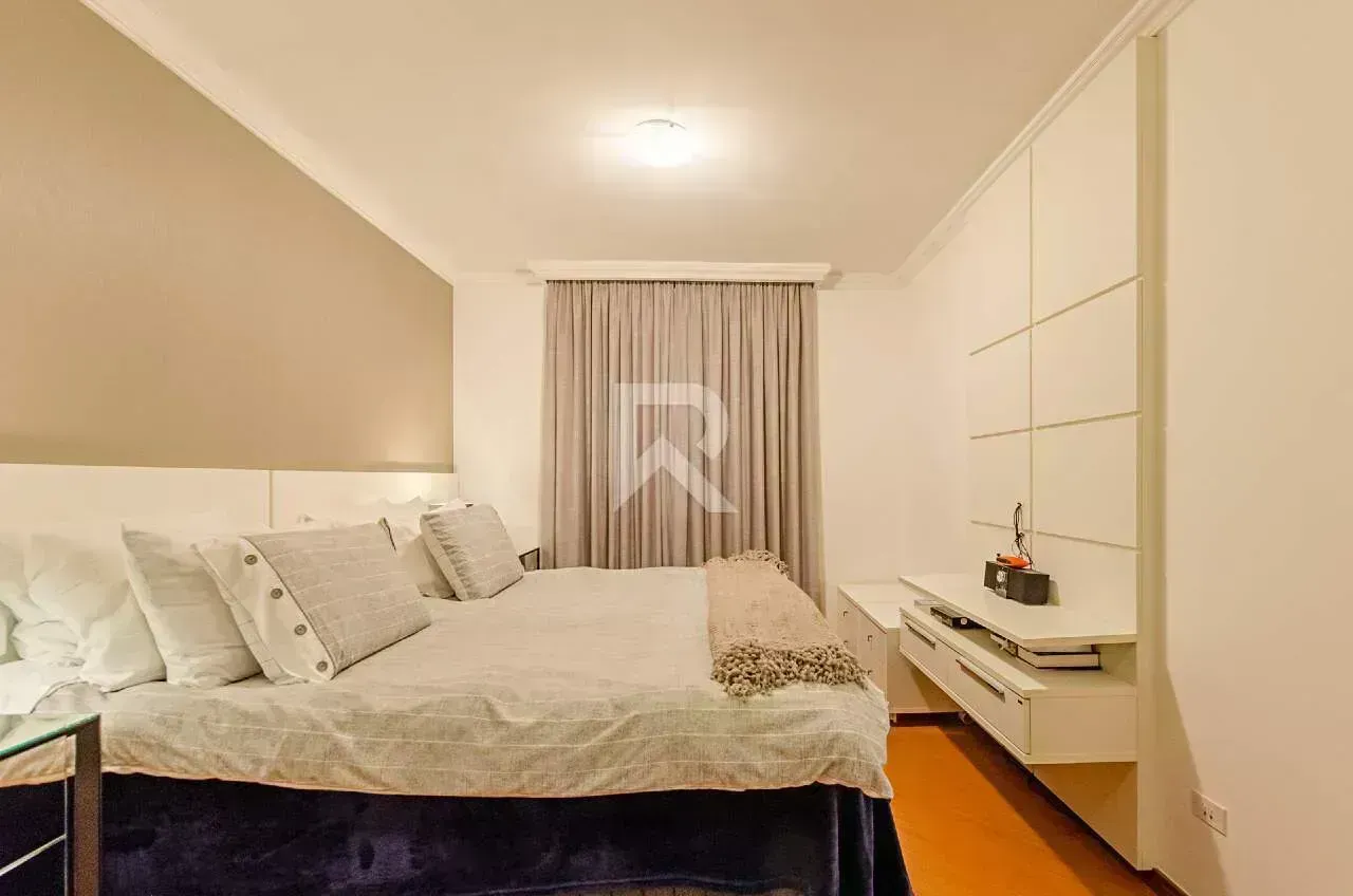 3-bedroom apartment with 3 parking spaces and home office — photo 14