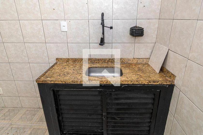 3-bedroom house with separate kitchen and 1 parking spot — photo 32