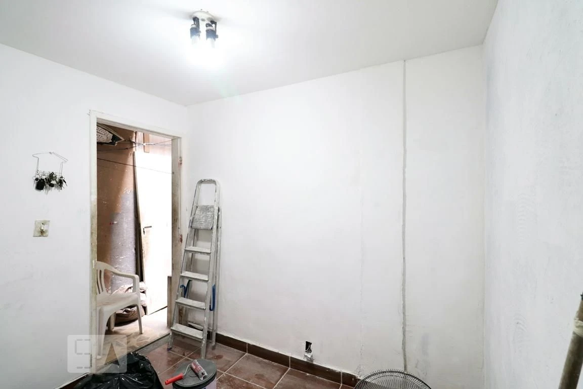 Apartamento sem mobília com 2 quartos e 1 banheiro — photo 9