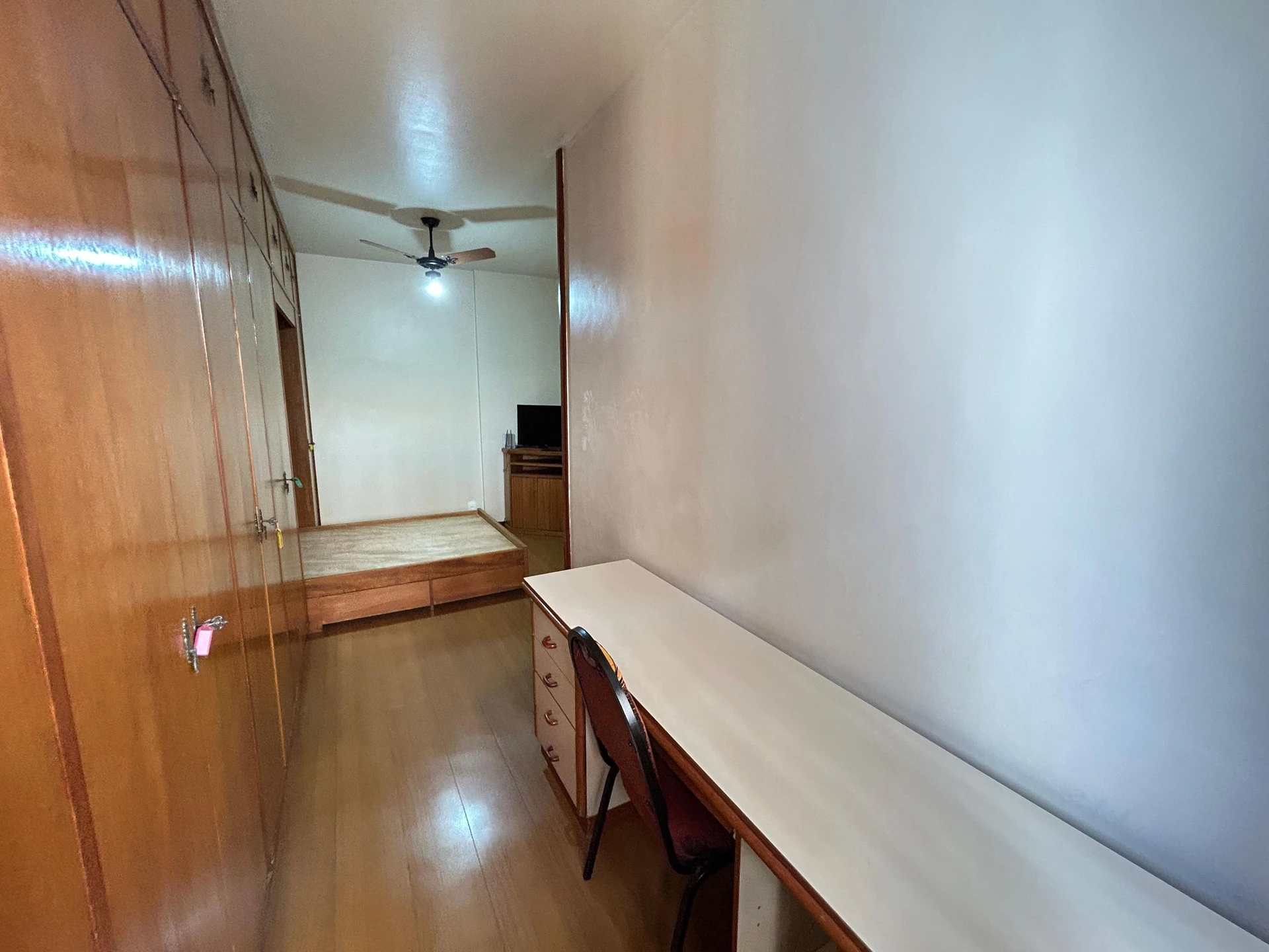 Apartamento com 3 quartos e suíte em bom estado — photo 47