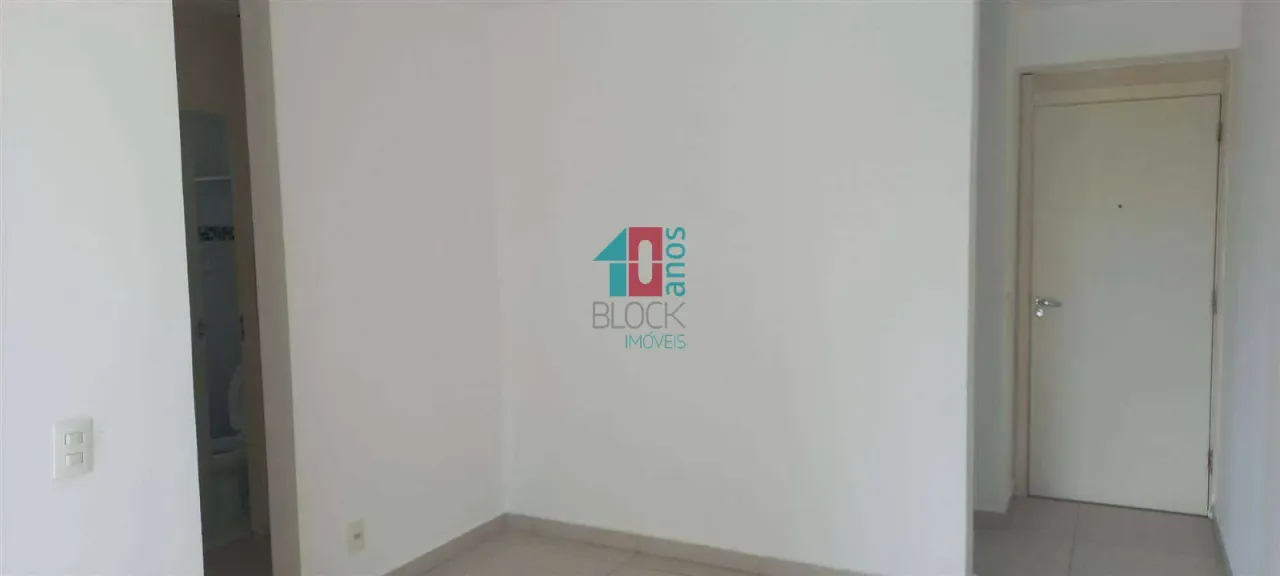 Apartamento de 2 quartos com vaga e cozinha separada — photo 15