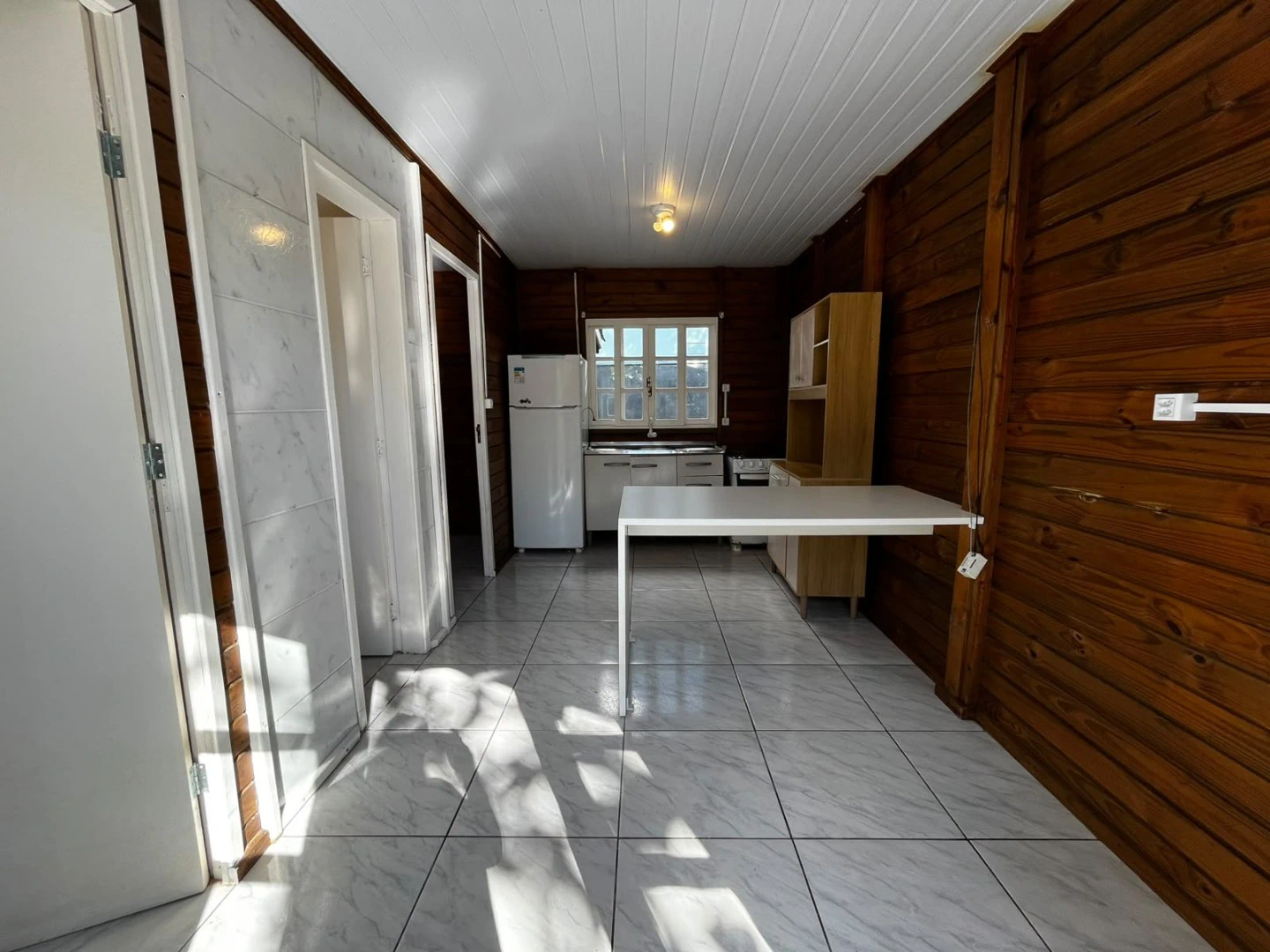 2-bedroom house with a garden — photo 4