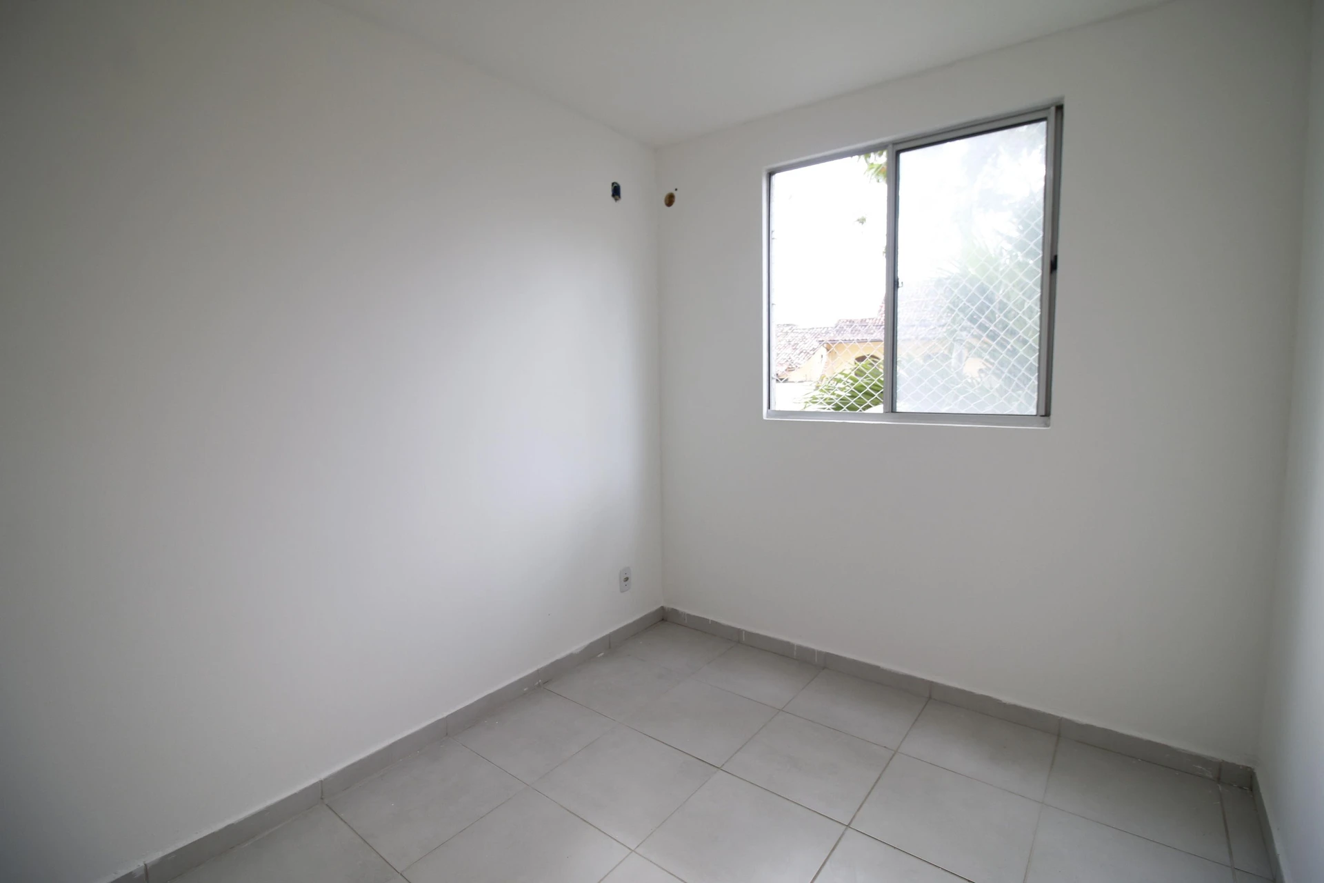 2-bedroom apartment in a building with a pool — photo 14