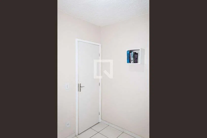 Apartamento de 2 quartos com cozinha separada e 50 m² — photo 18