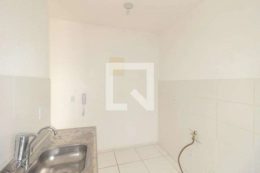 46 m² apartment with a closed-off kitchen and parking — photo 19