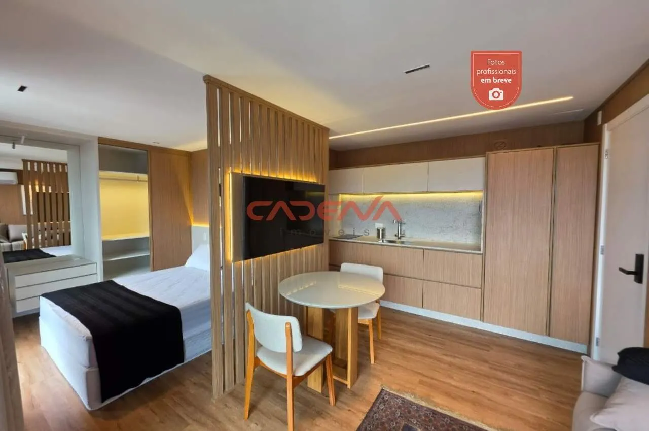 Furnished studio in a building with a gym