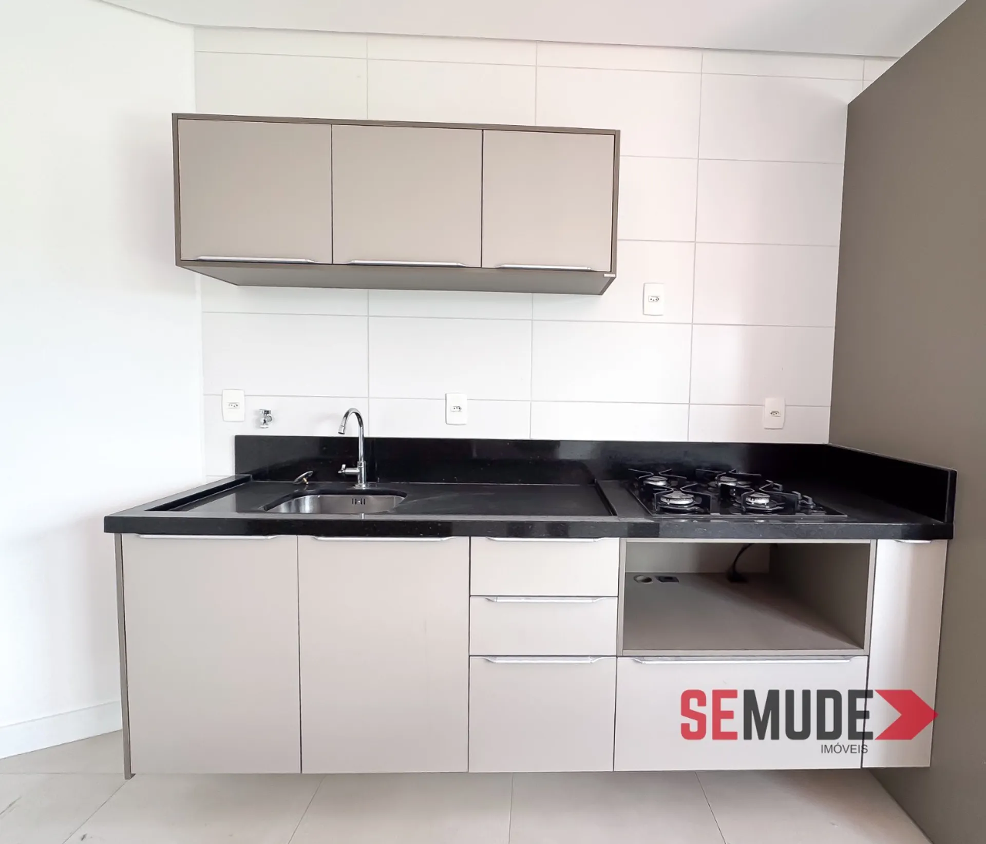 Home office in a one-bedroom apartment, 31 m² — photo 12