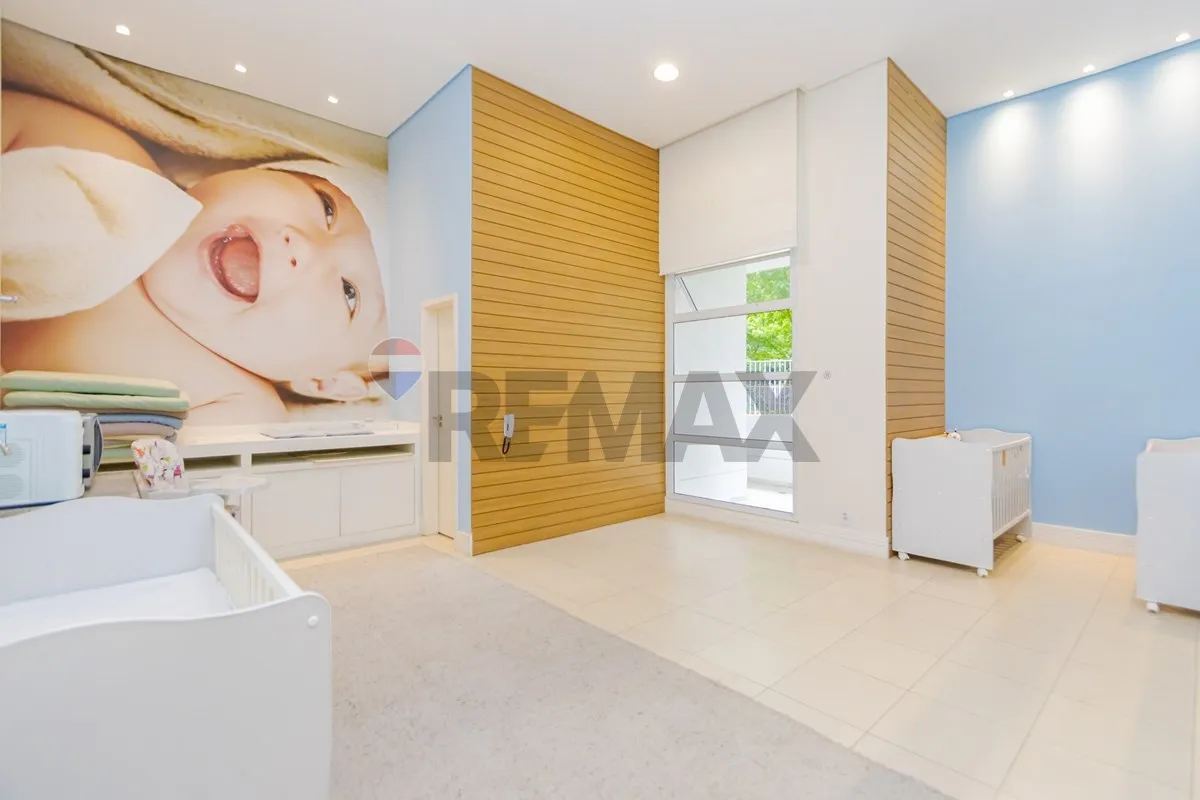 Furnished apartment with 2 bedrooms and 2 parking spaces, 195 m² — photo 71