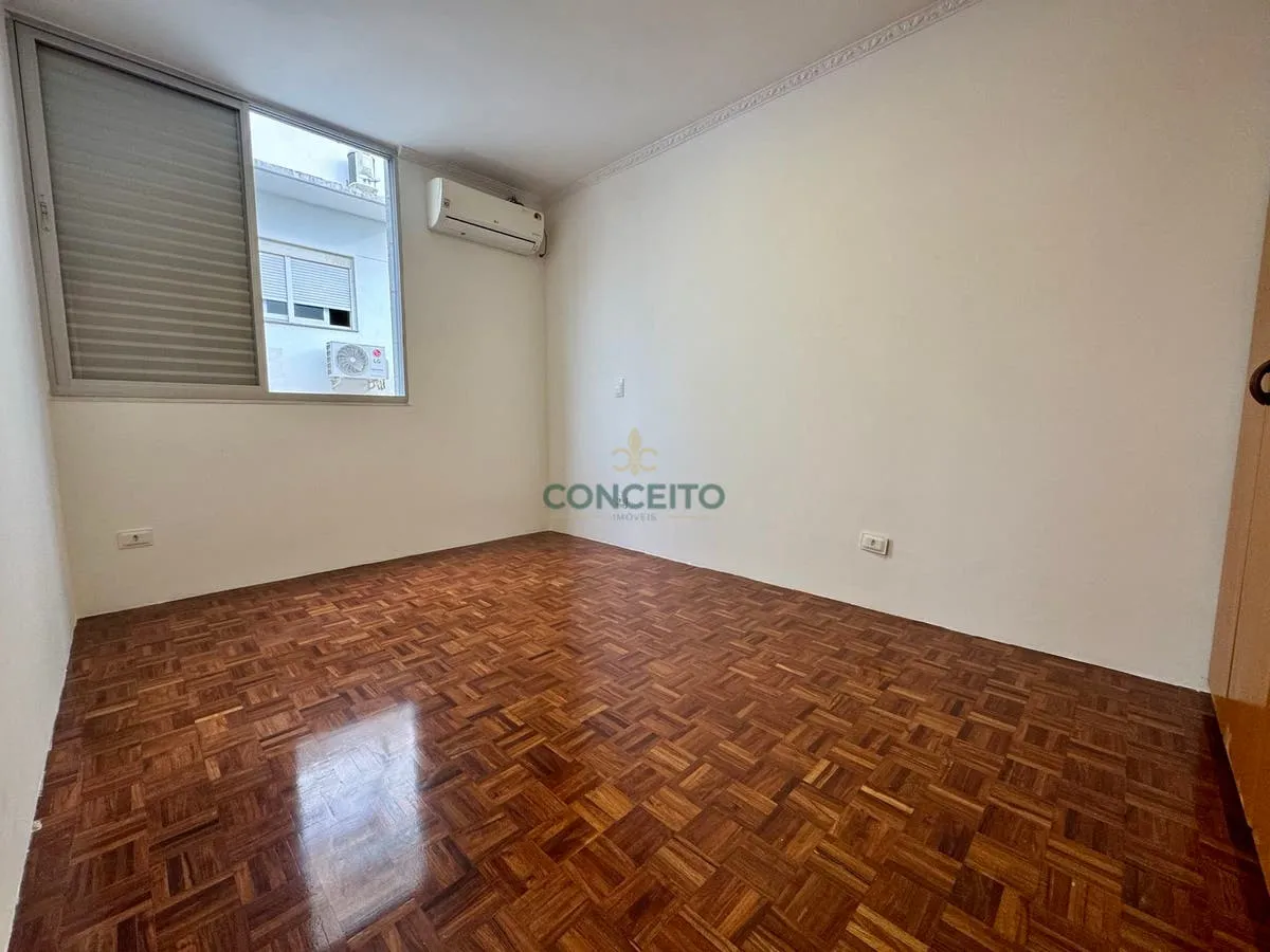Floor-to-ceiling windows in a 3-bedroom apartment, 106 m² — photo 2