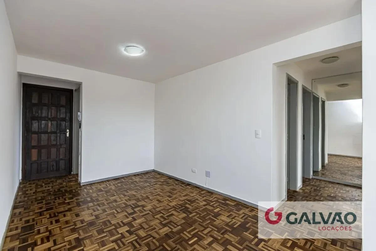 Apartment, 62 m², with wood or laminate floors — photo 7