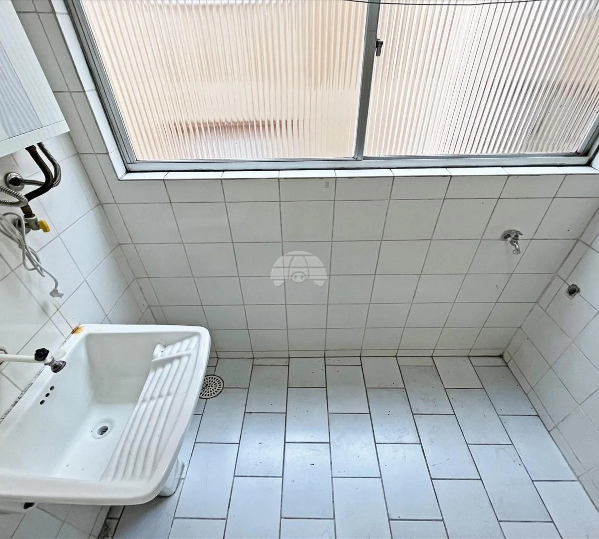 Квартира з 3 спальнями та дерев'яною підлогою або ламінатом — photo 7