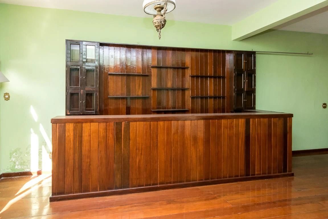 Casa sem mobília com 4 quartos e varanda — photo 80