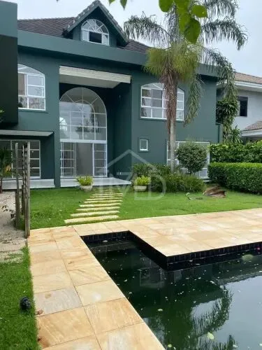 House with 4 bedrooms and 5 bathrooms, closed kitchen — photo 4