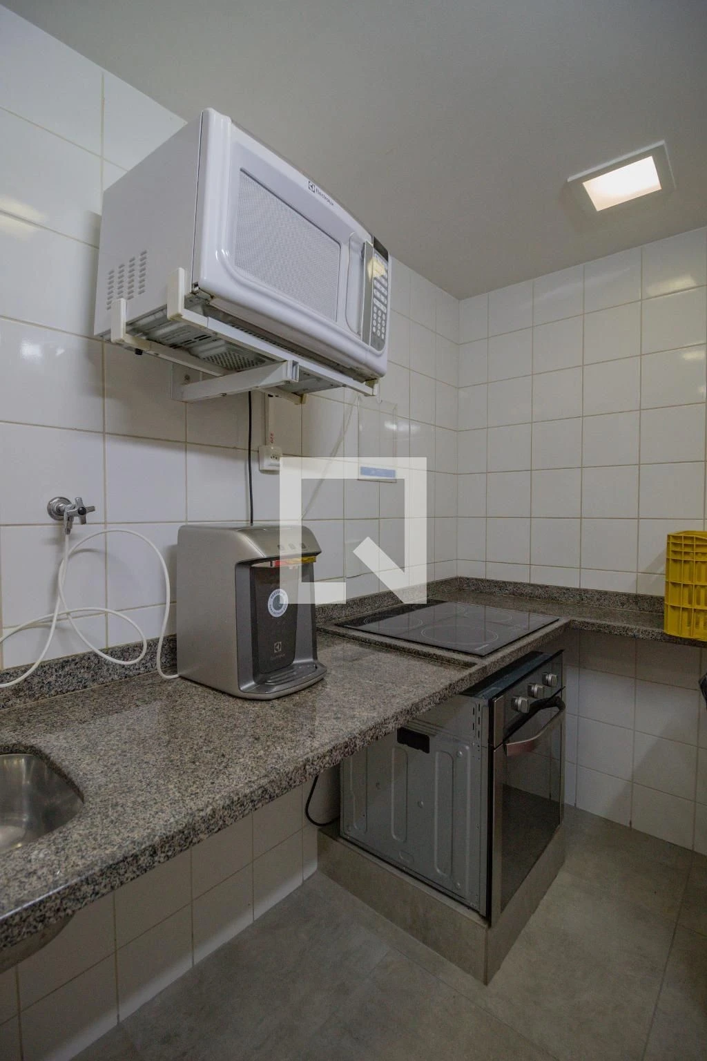 Furnished apartment, 75 m², with a walk-in closet — photo 47
