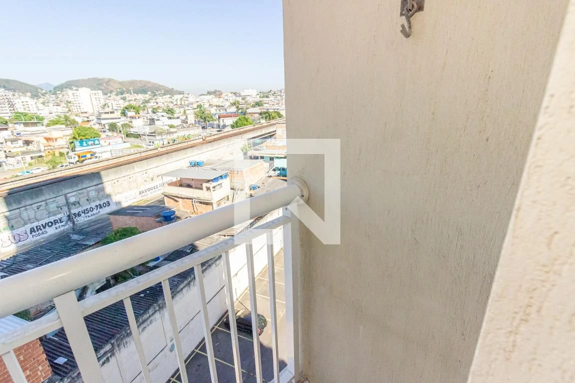 2-bedroom apartment in a building with a gym — photo 10