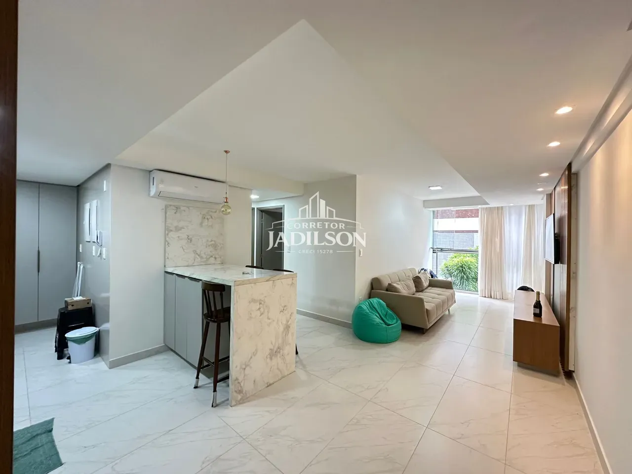 Furnished apartment, 70 m², with a bathtub