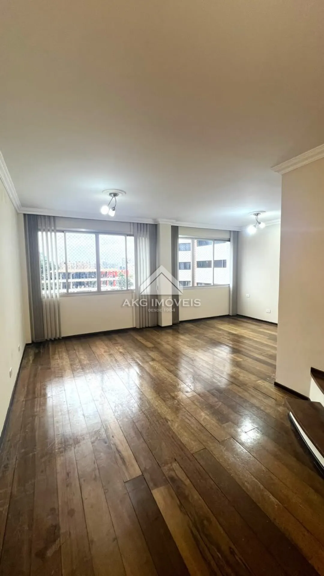 3-bedroom apartment with a home office in Curitiba — photo 16