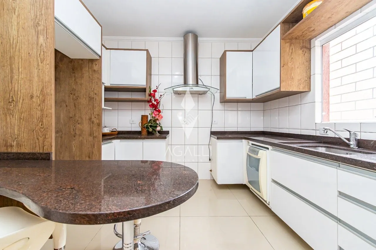 House with 4 bedrooms and 192 m², 1 parking spot — photo 13
