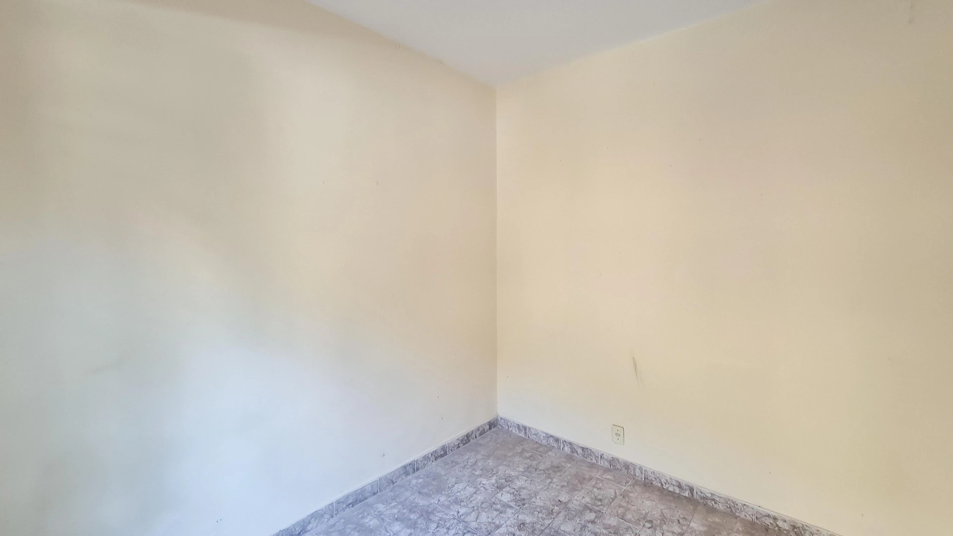 House with 2 bedrooms and a washing machine — photo 42