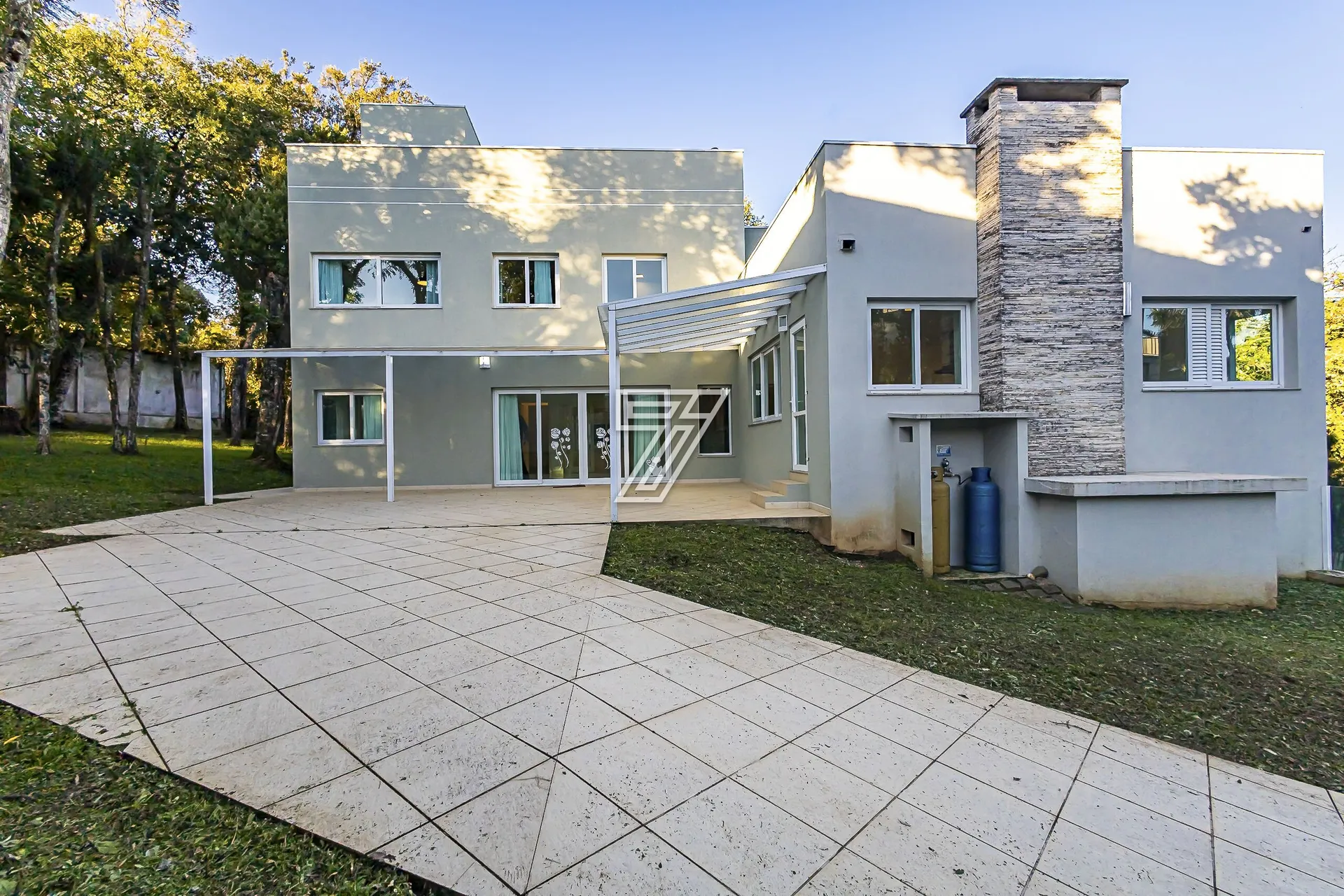 Casa para locação com 4 quartos e 3 suítes — photo 33