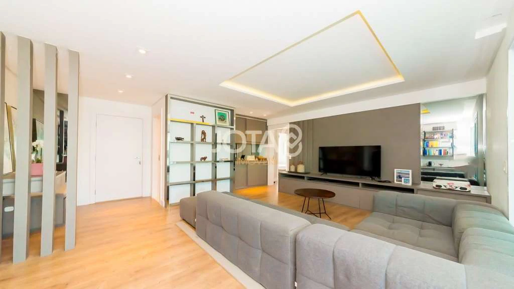 Furnished 3-bedroom apartment with 154 m² — photo 5