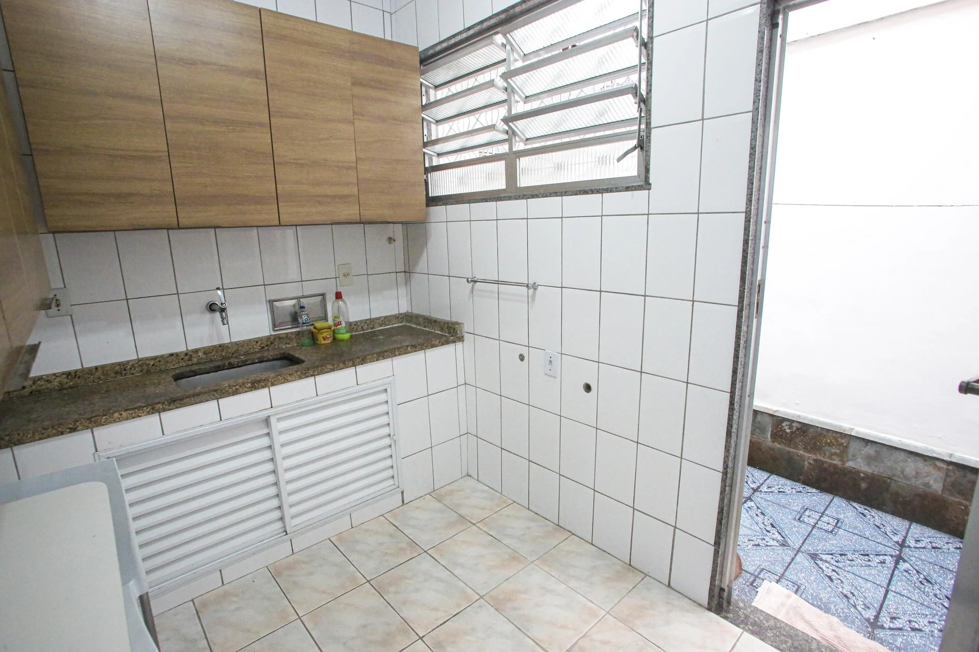 Будинок із 3 спальнями та садом — photo 23