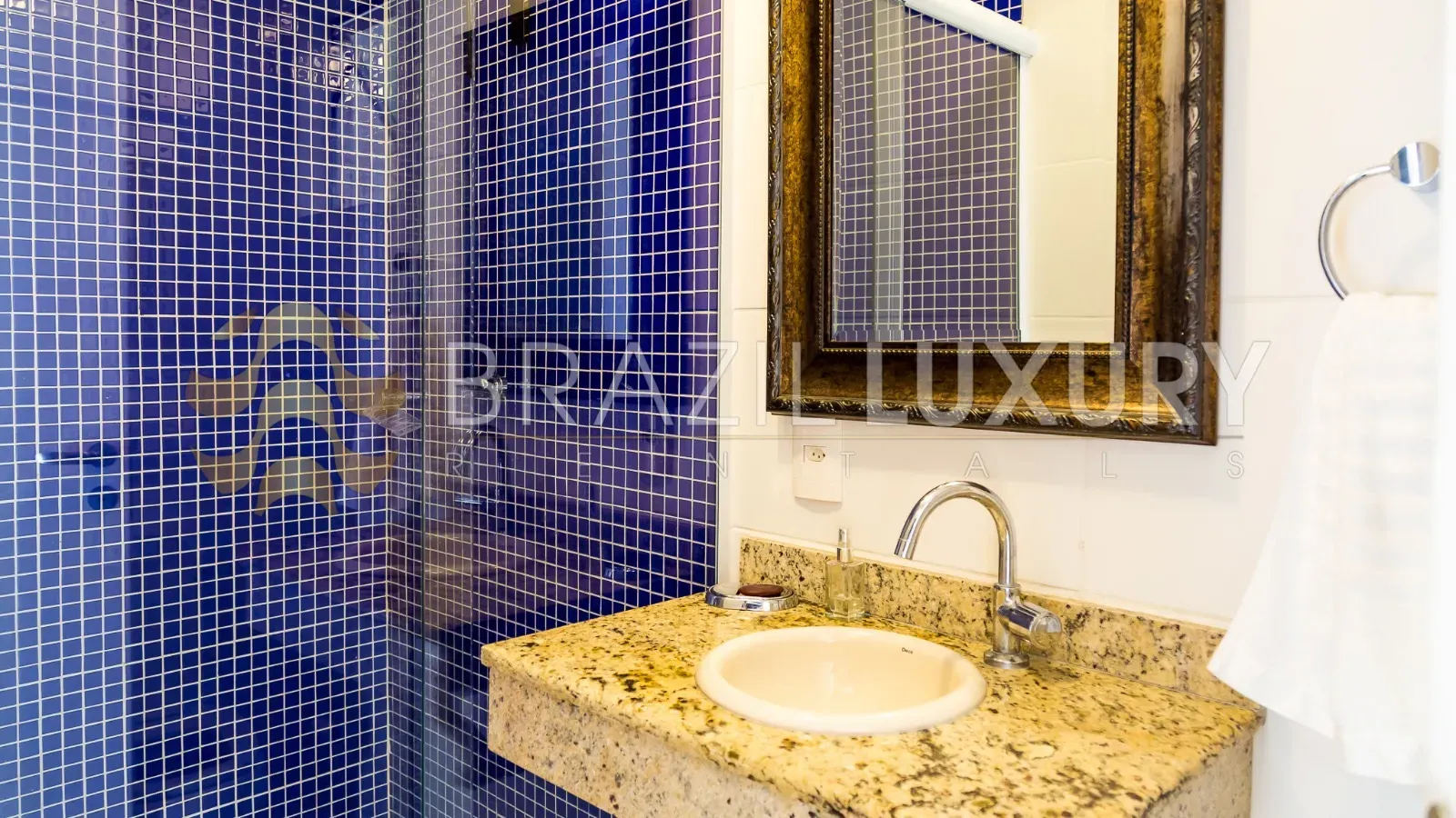 Apartamento amueblado de 87 m² con 2 dormitorios y 2 baños — photo 11