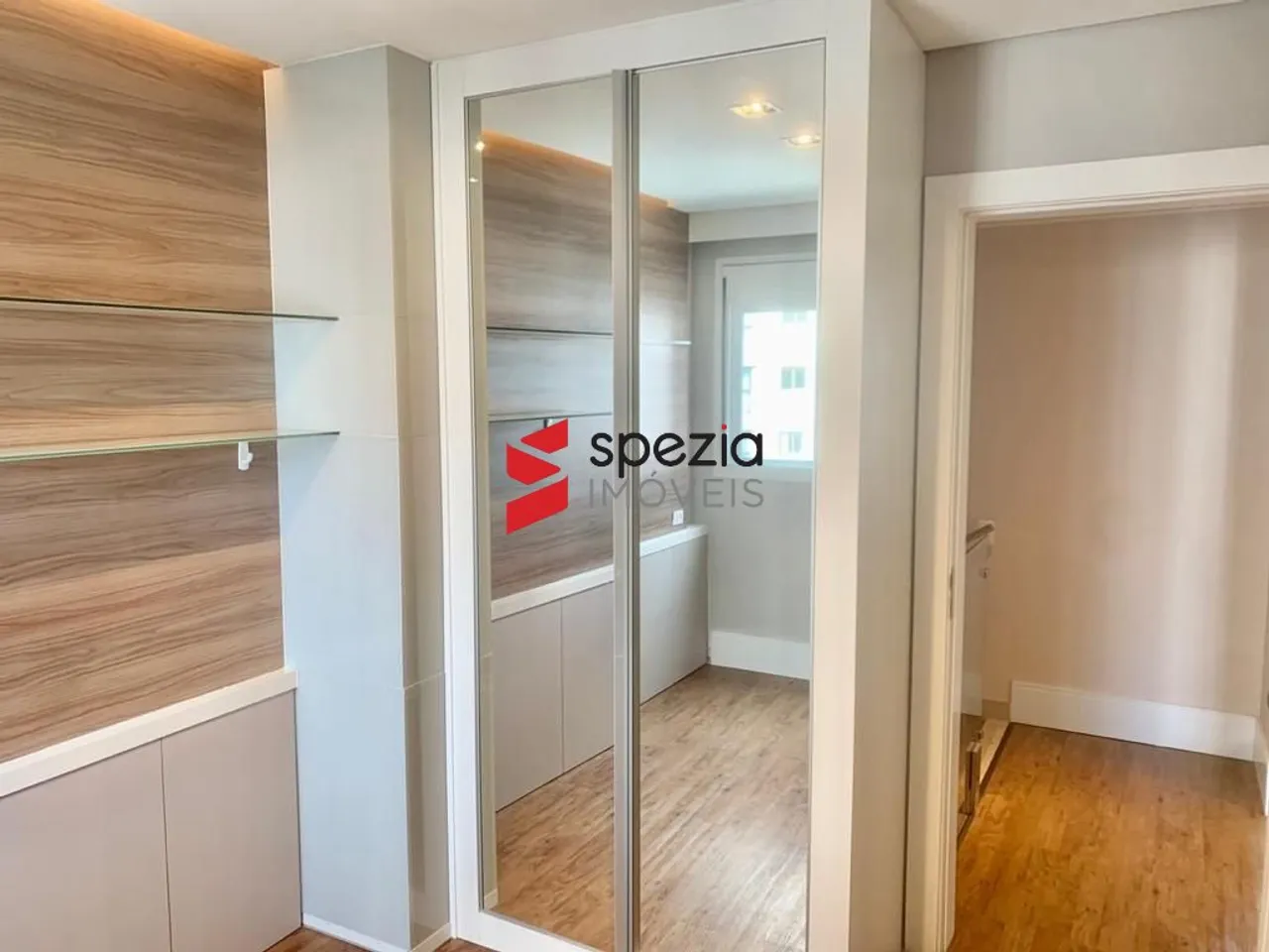 Apartamento dúplex con 2 dormitorios y vista a la ciudad — photo 4