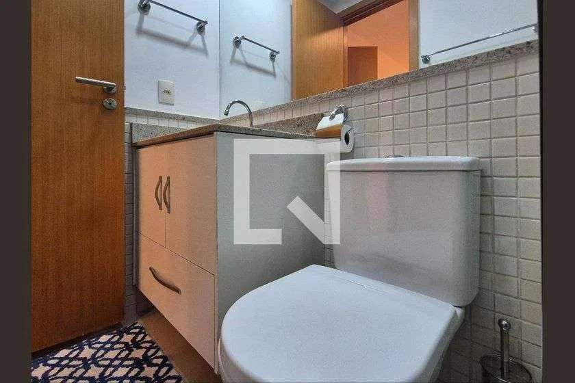 80 m² apartment with a pool in the building — photo 18