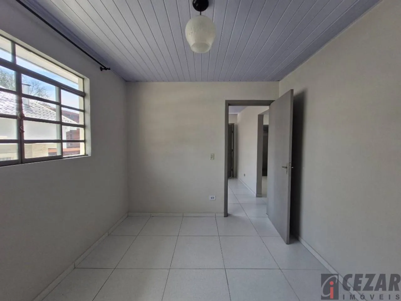 Unfurnished house with 2 bedrooms and a laundry area — photo 7
