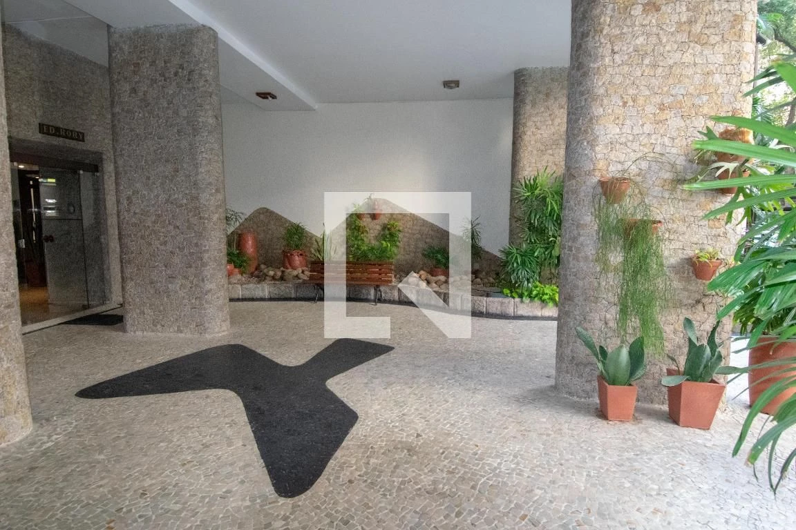 2-bedroom apartment with a private BBQ — photo 49